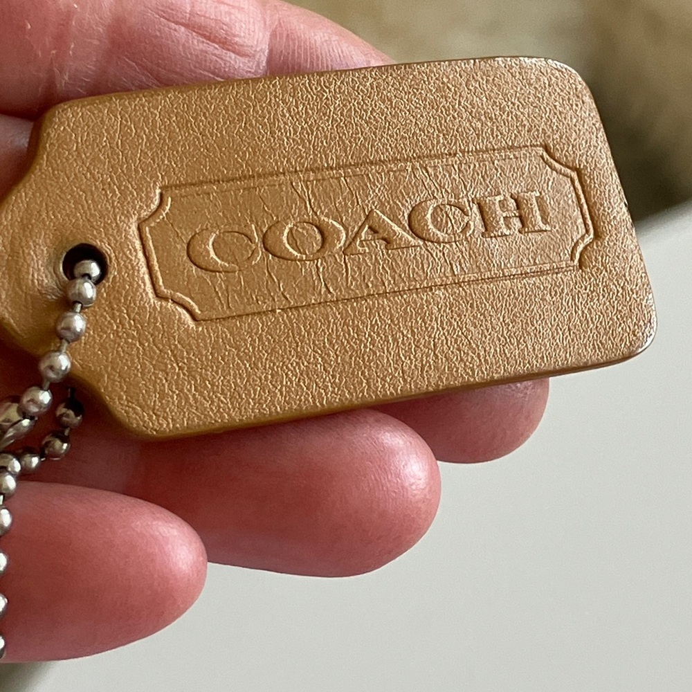 Coach Hang tag key fob key chain leather ball chain Y2K dark mustard - Picture 6 of 6